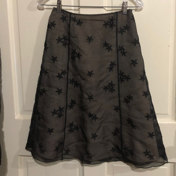 Talbots Sheer Lace Silk Overlay Skirt size 2P - Picture 1 of 8